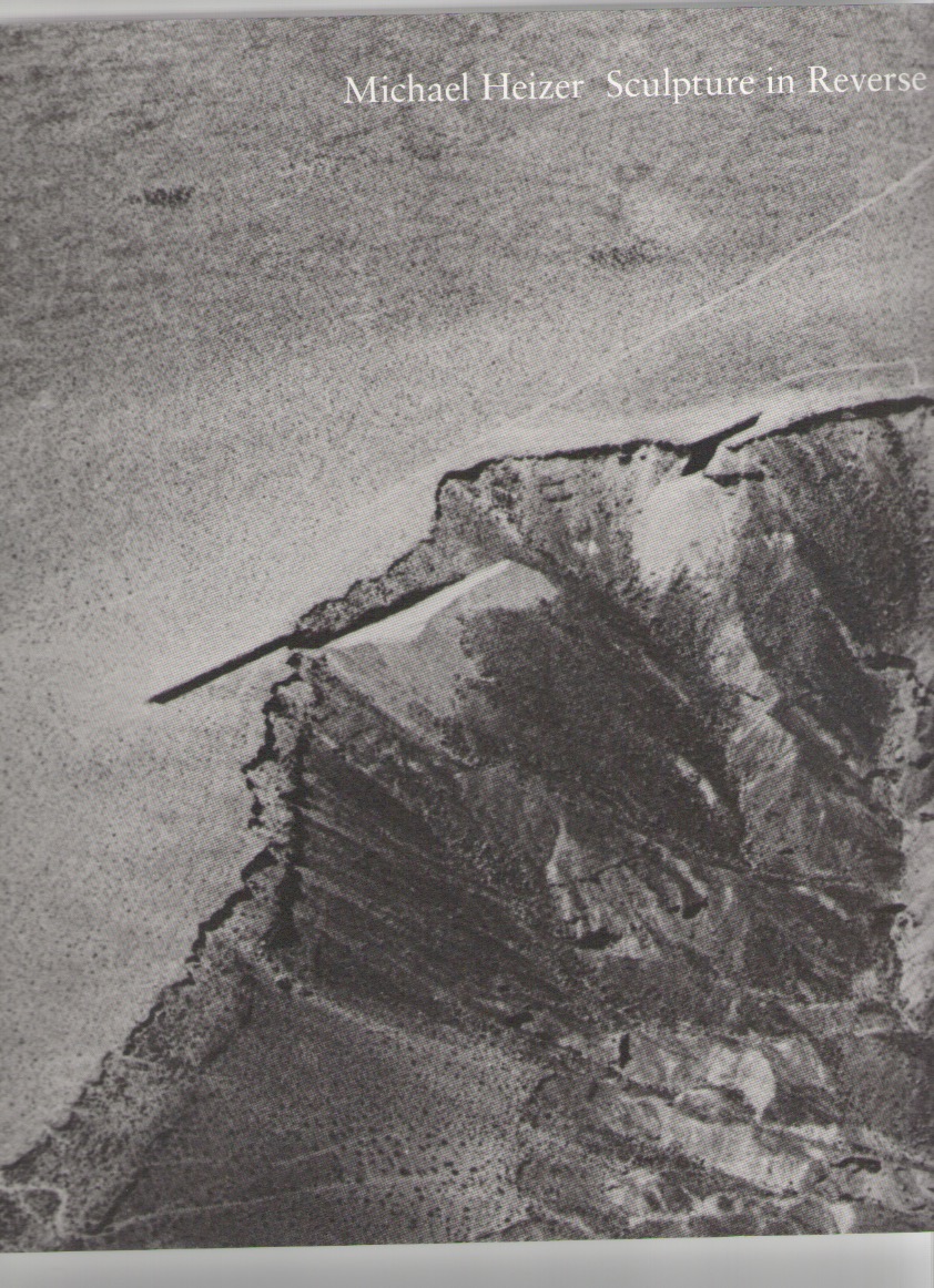 HEIZER, Michael - Sculpture in Reverse