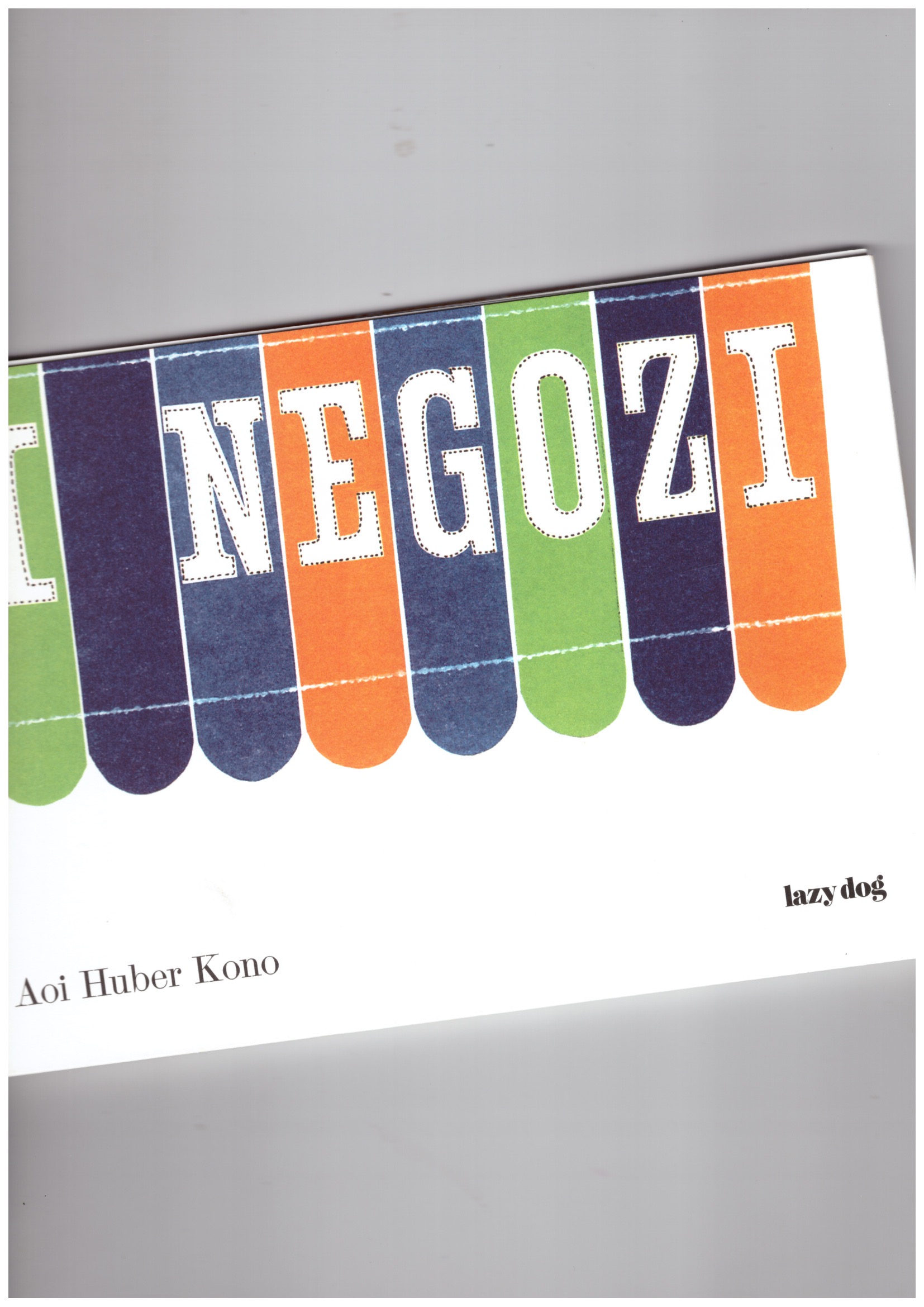 HUBER KONO, Aoi - I Negozi