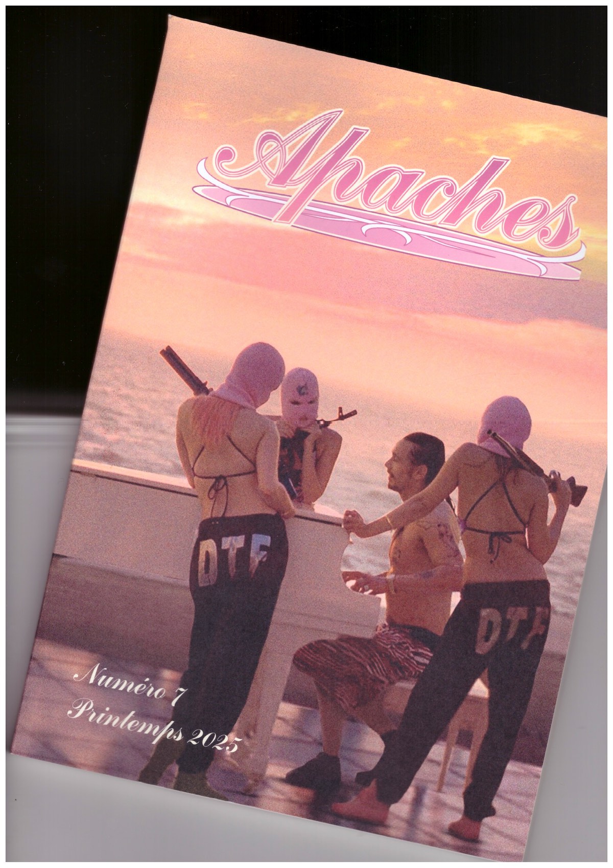 THÉBAULT, Mahaut (ed.) - Apaches no. 7